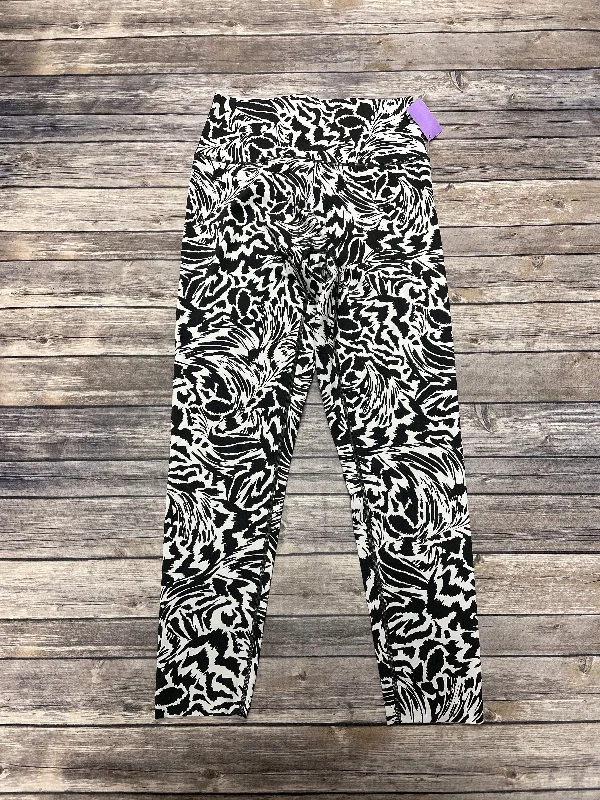 Black & White Athletic Leggings Aerie, Size L