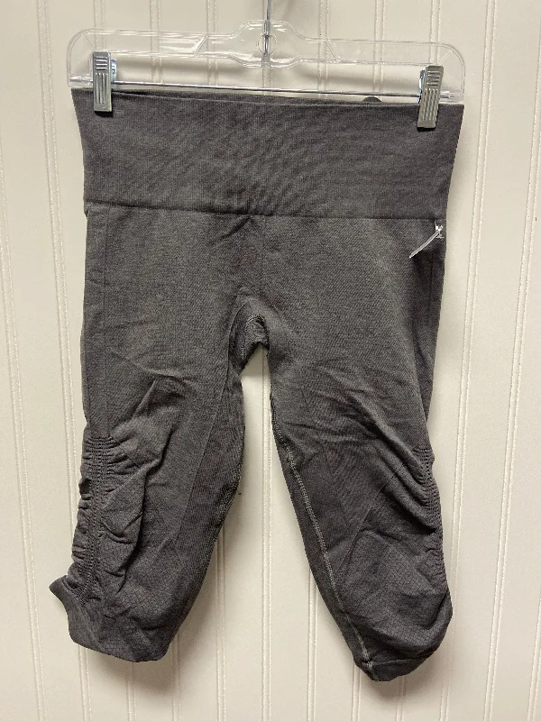 Grey Athletic Leggings Capris Lululemon, Size M